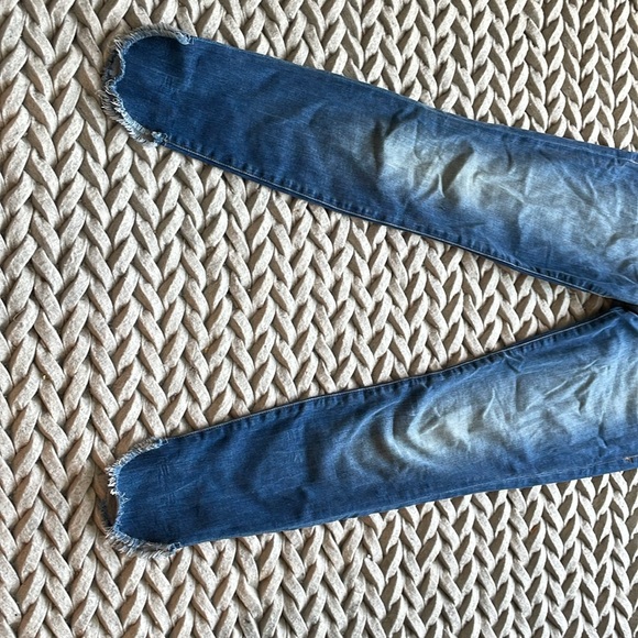 FRAME Skinny Crop Denim - Picture 2 of 6